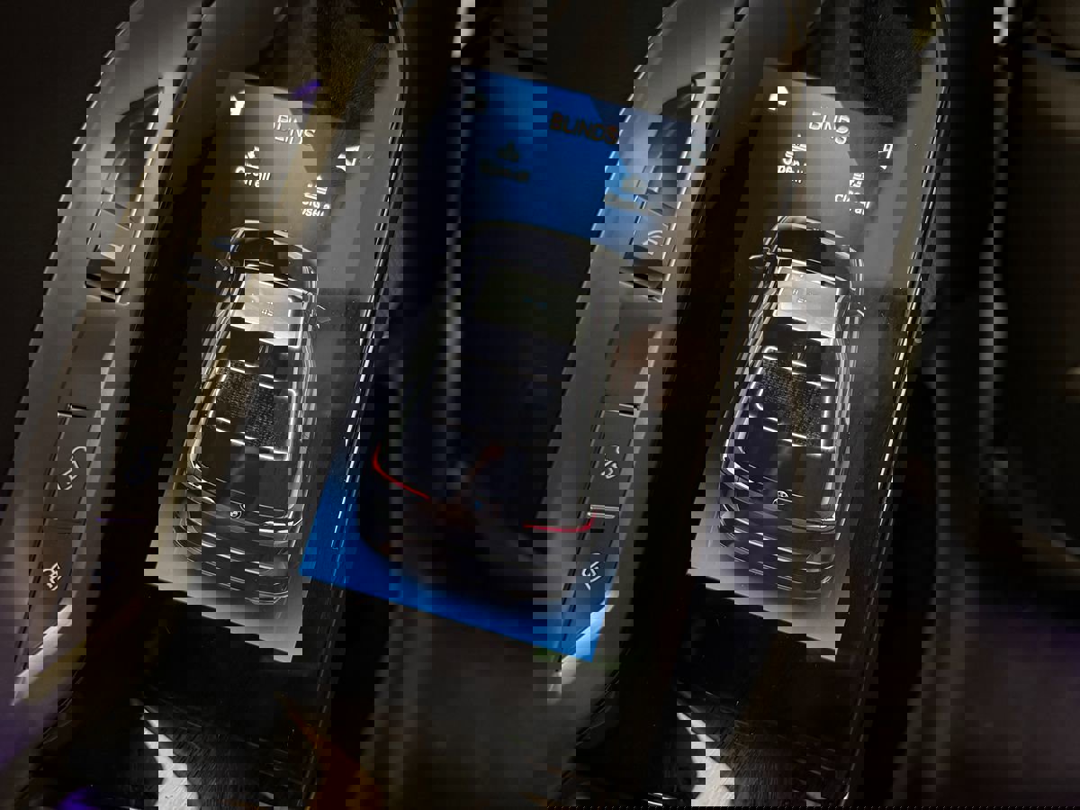 Used 2025 BMW 740i xDrive image 72