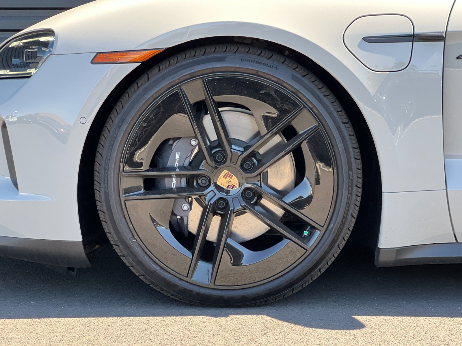 New 2026 Porsche Taycan RWD image 26