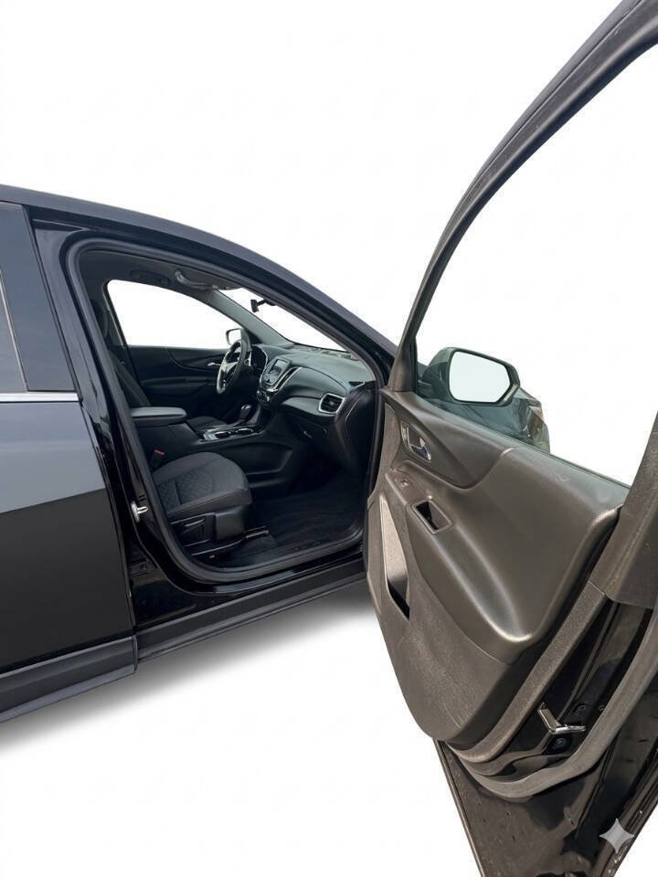 Used 2020 Chevrolet Equinox LT image 16