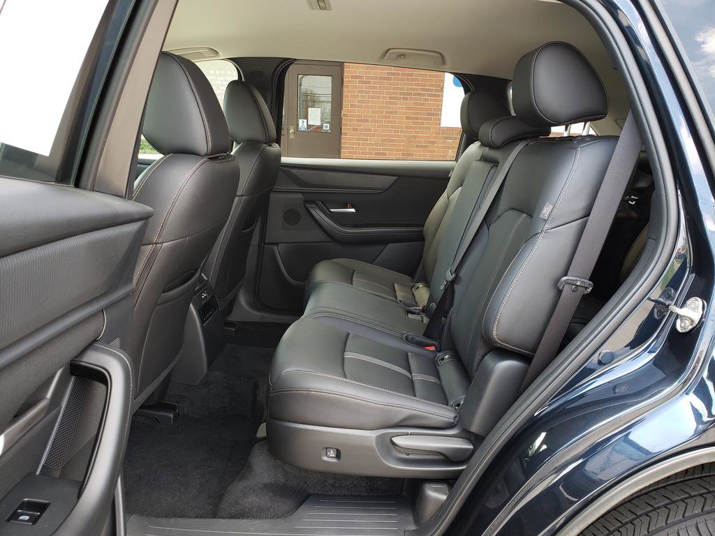 Used 2025 MAZDA CX-90 3.3 Turbo w/ Select Package AWD/4WD image 10