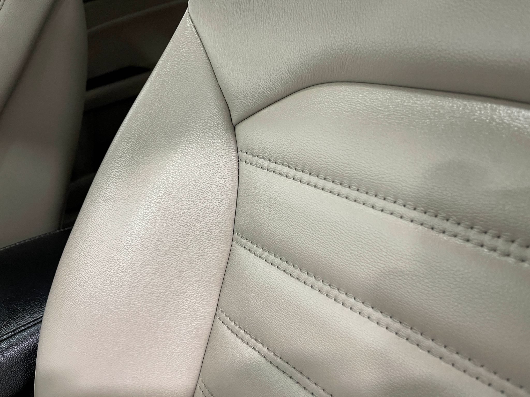 Used 2018 Ford Fusion SE w/ Fusion SE Technology Package FWD image 18