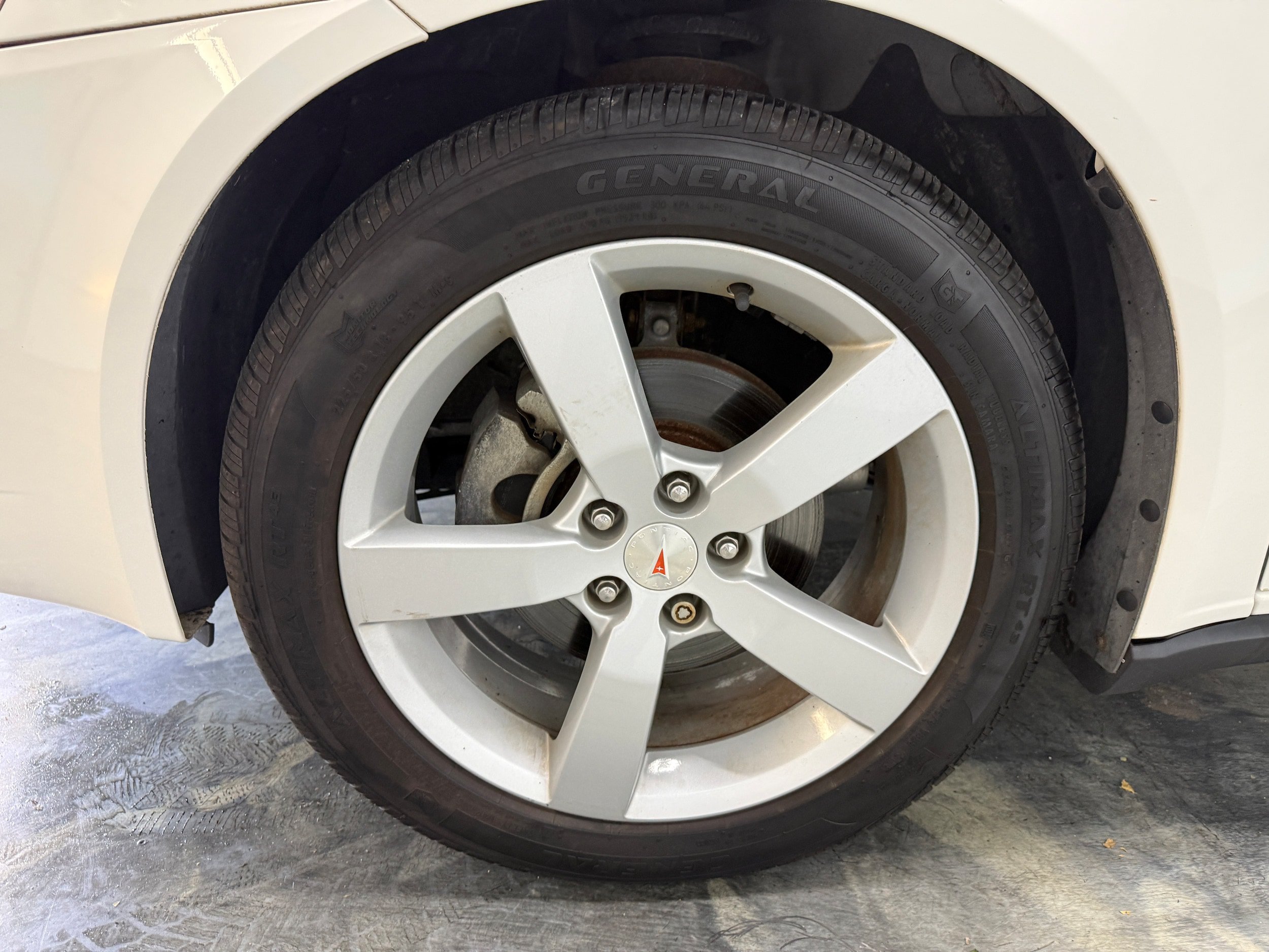 Used 2007 Pontiac G6 GT FWD image 15