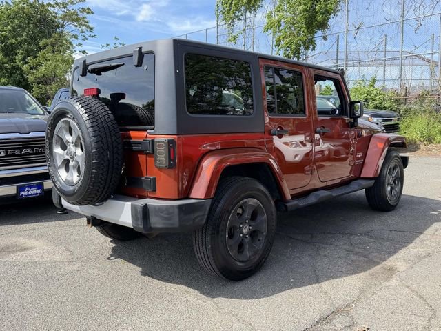 Used 2014 Jeep Wrangler Unlimited Sahara w/ Dual Top Group AWD/4WD image 4