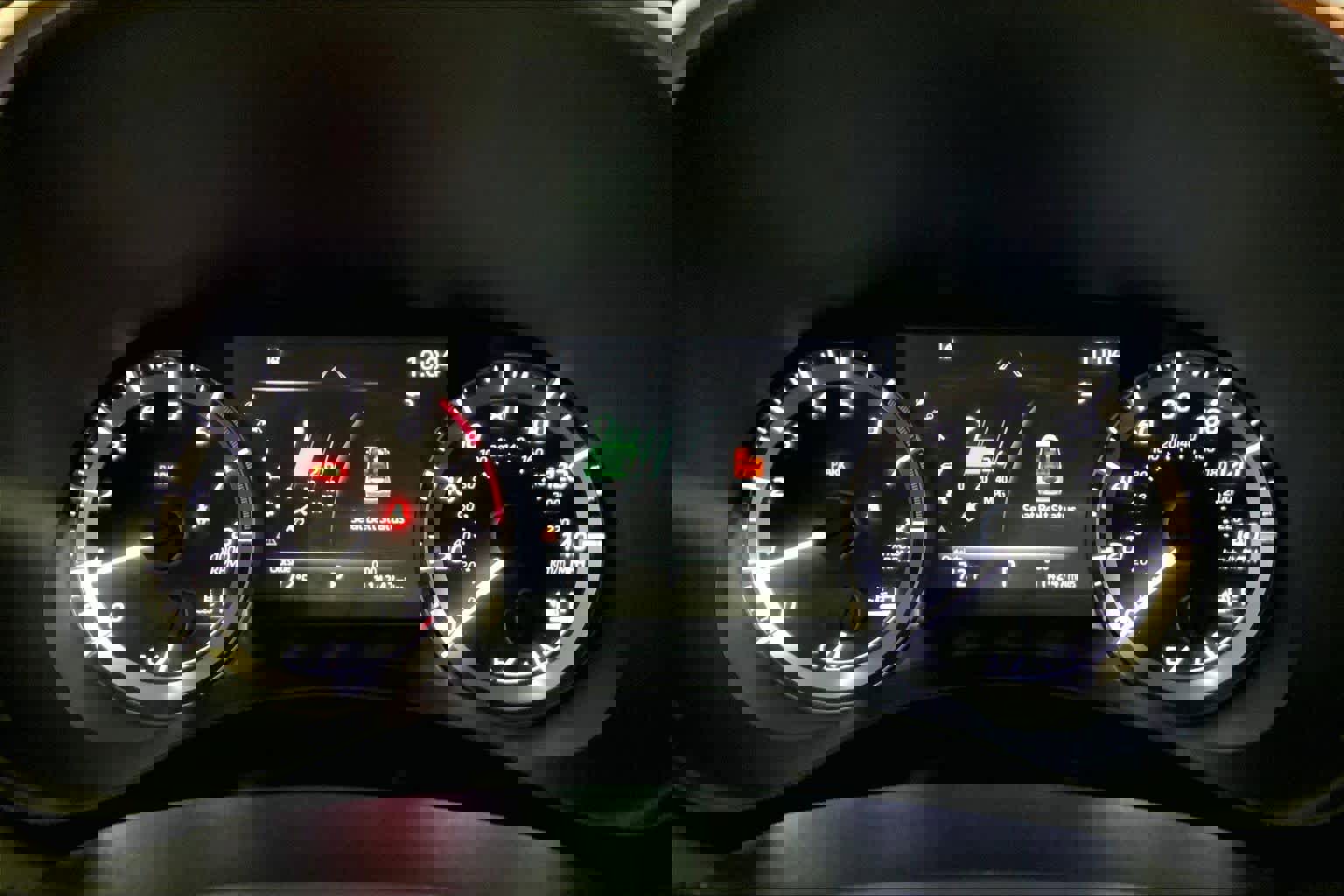 Used 2023 Toyota Highlander XSE AWD/4WD image 25