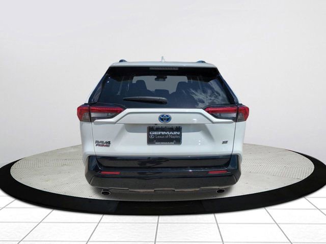 Used 2023 Toyota RAV4 SE w/ Weather & Moonroof Package image 4