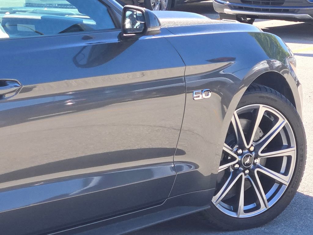 Used 2015 Ford Mustang GT Premium RWD image 18