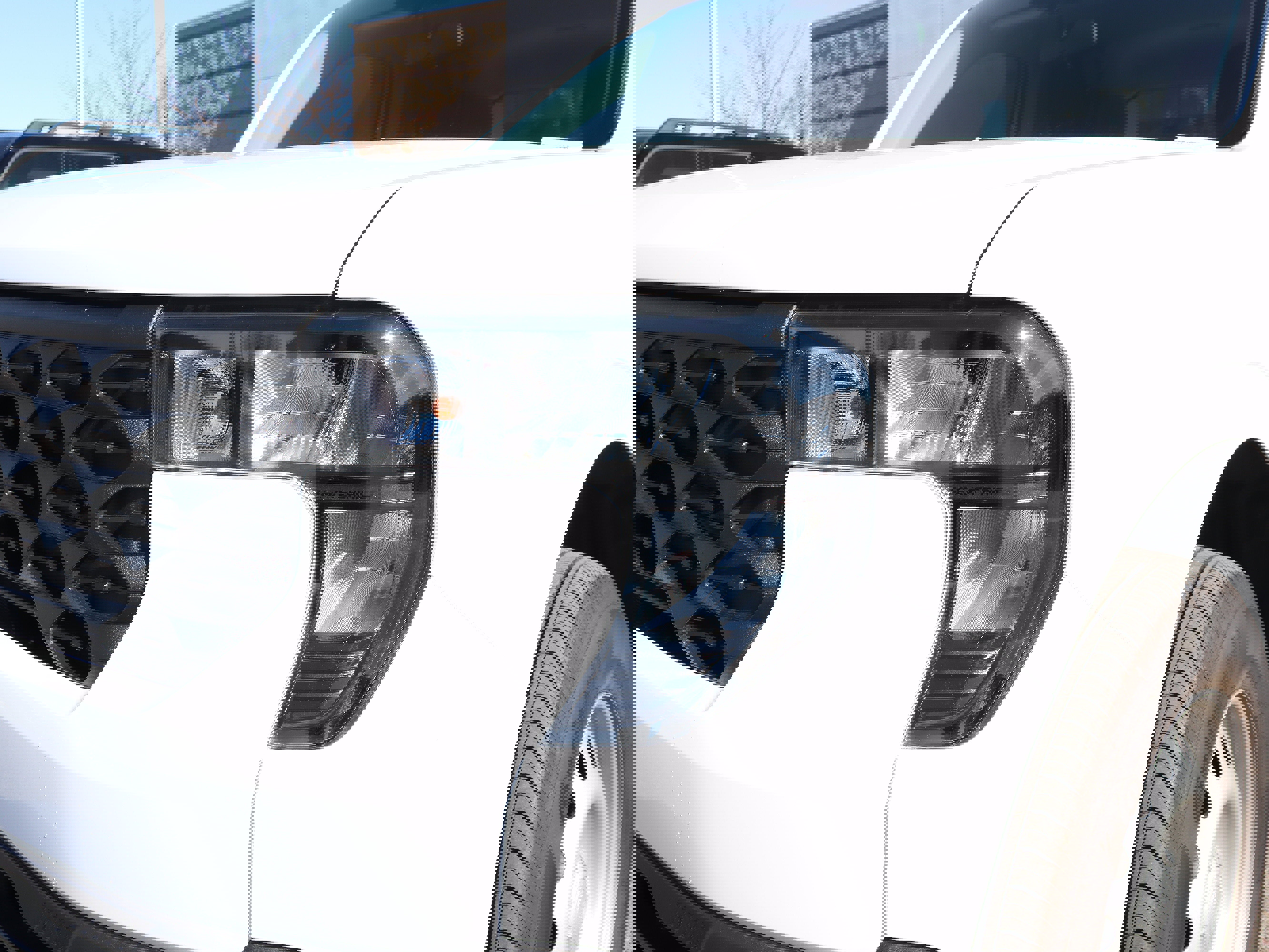 Used 2025 Ford Maverick XL w/ Equipment Group 102A image 14