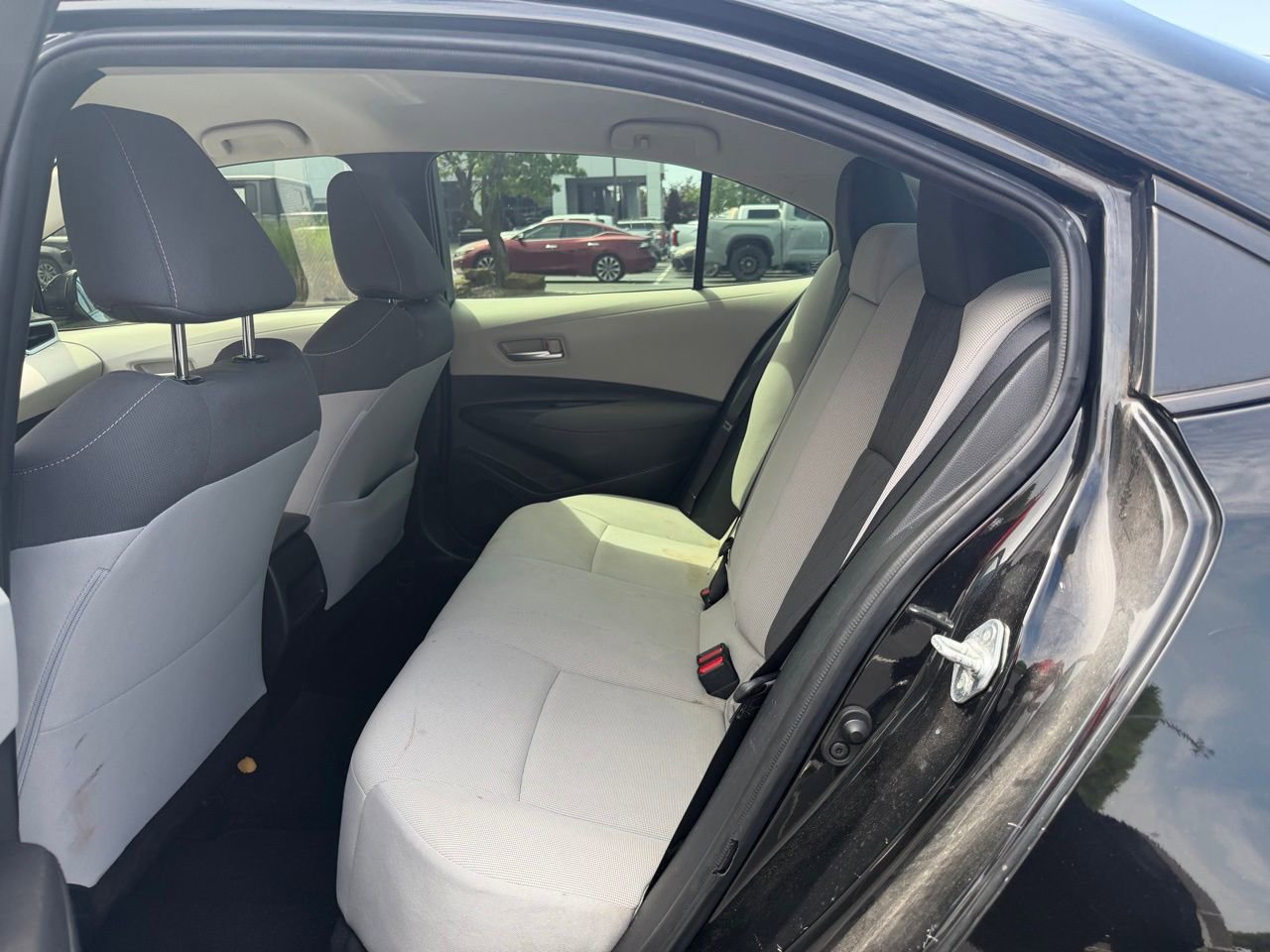 Used 2020 Toyota Corolla LE w/ Body Protection Package FWD image 9