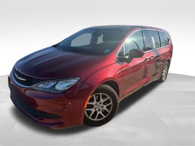 Used 2017 Chrysler Pacifica LX image 4