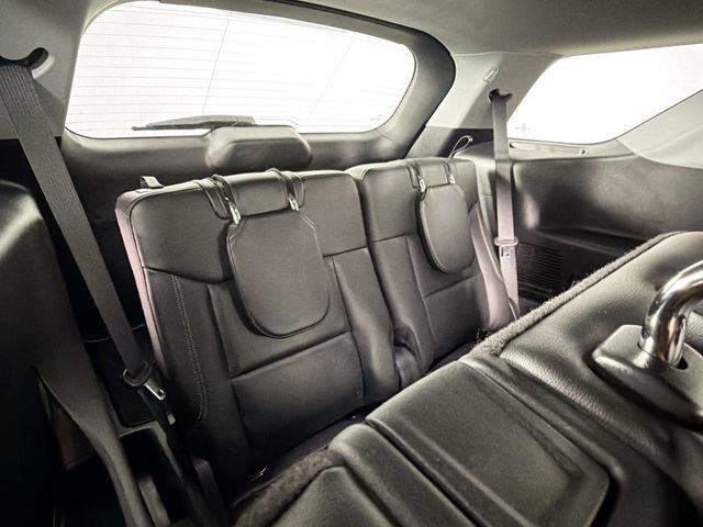 Used 2022 Ford Explorer XLT w/ Equipment Group 202A image 27