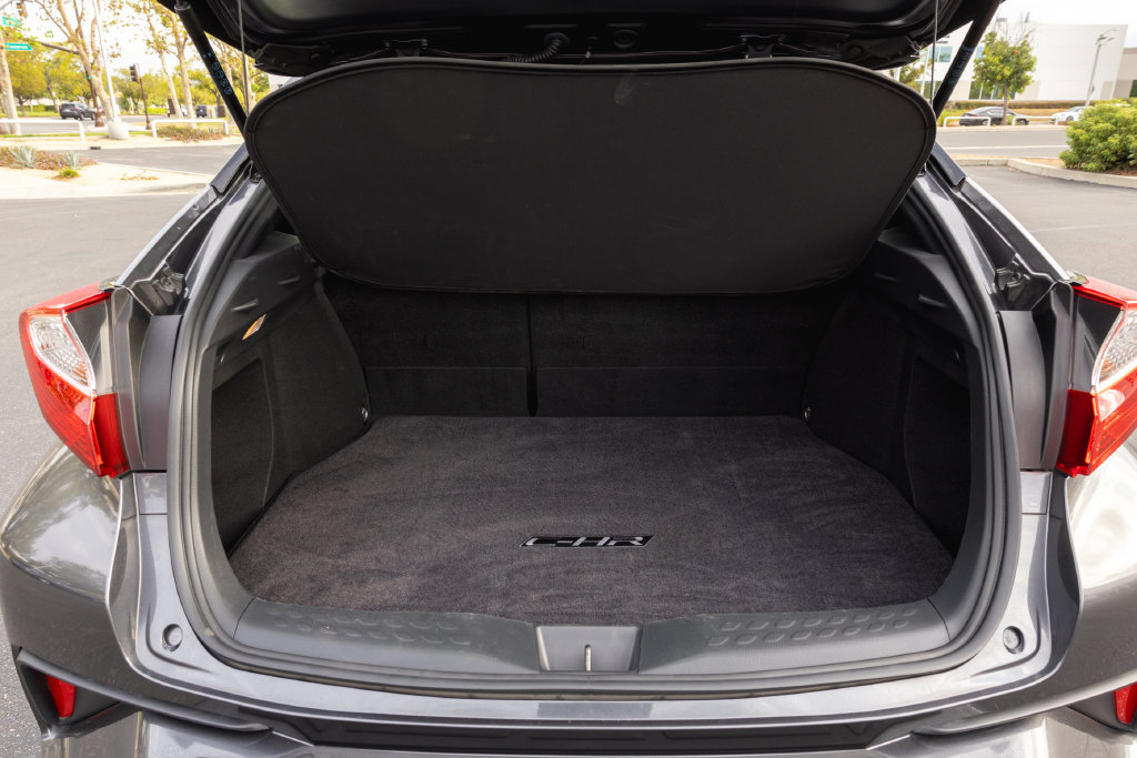 Certified 2020 Toyota C-HR Limited FWD image 8