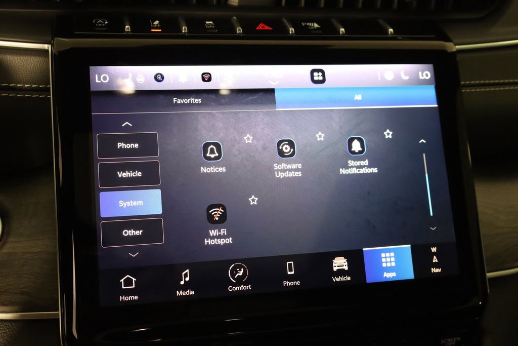 Used 2024 Jeep Grand Cherokee Limited w/ Black Appearance Package image 43