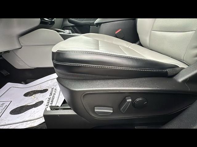 Certified 2023 Ford Escape Platinum AWD/4WD image 8