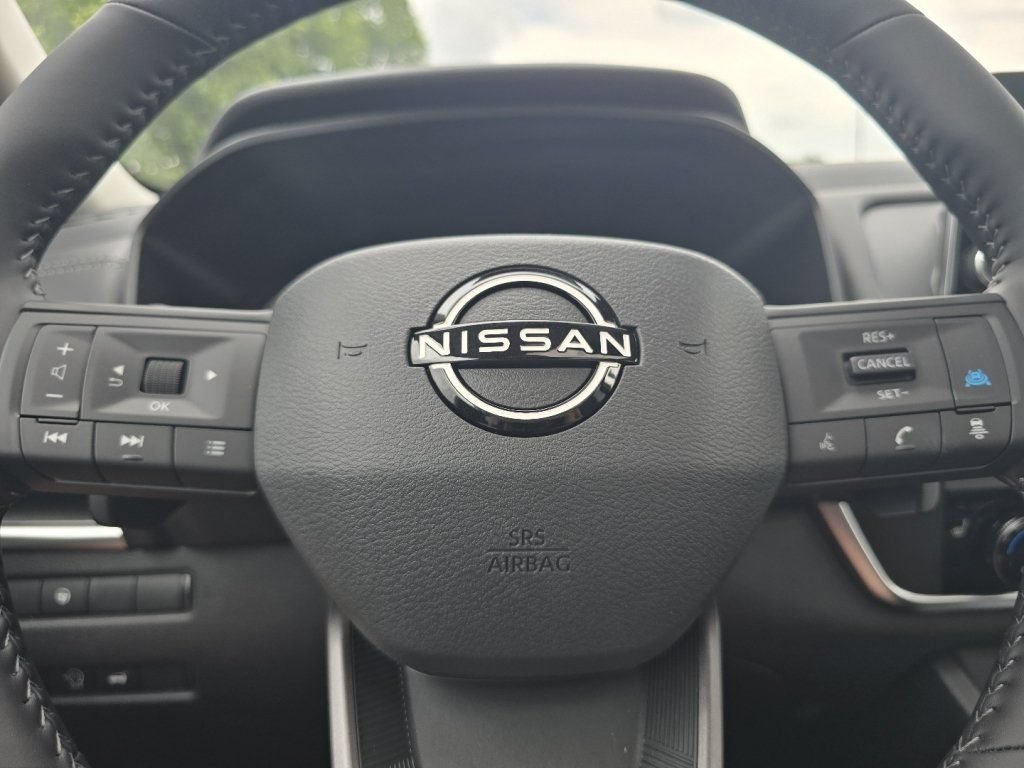 New 2026 Nissan Rogue Dark Armor AWD/4WD image 17