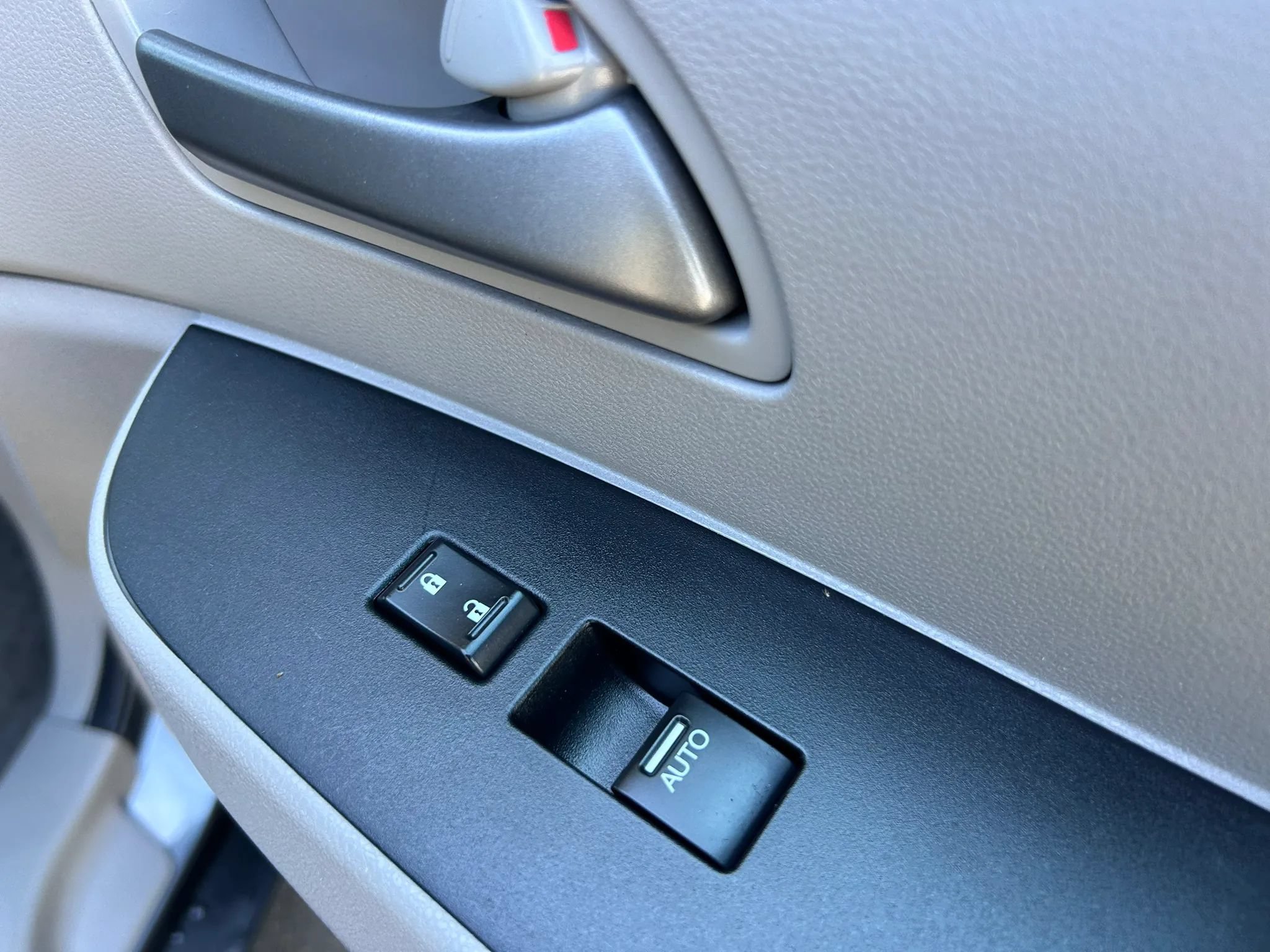 Used 2012 Honda Odyssey EX-L image 61