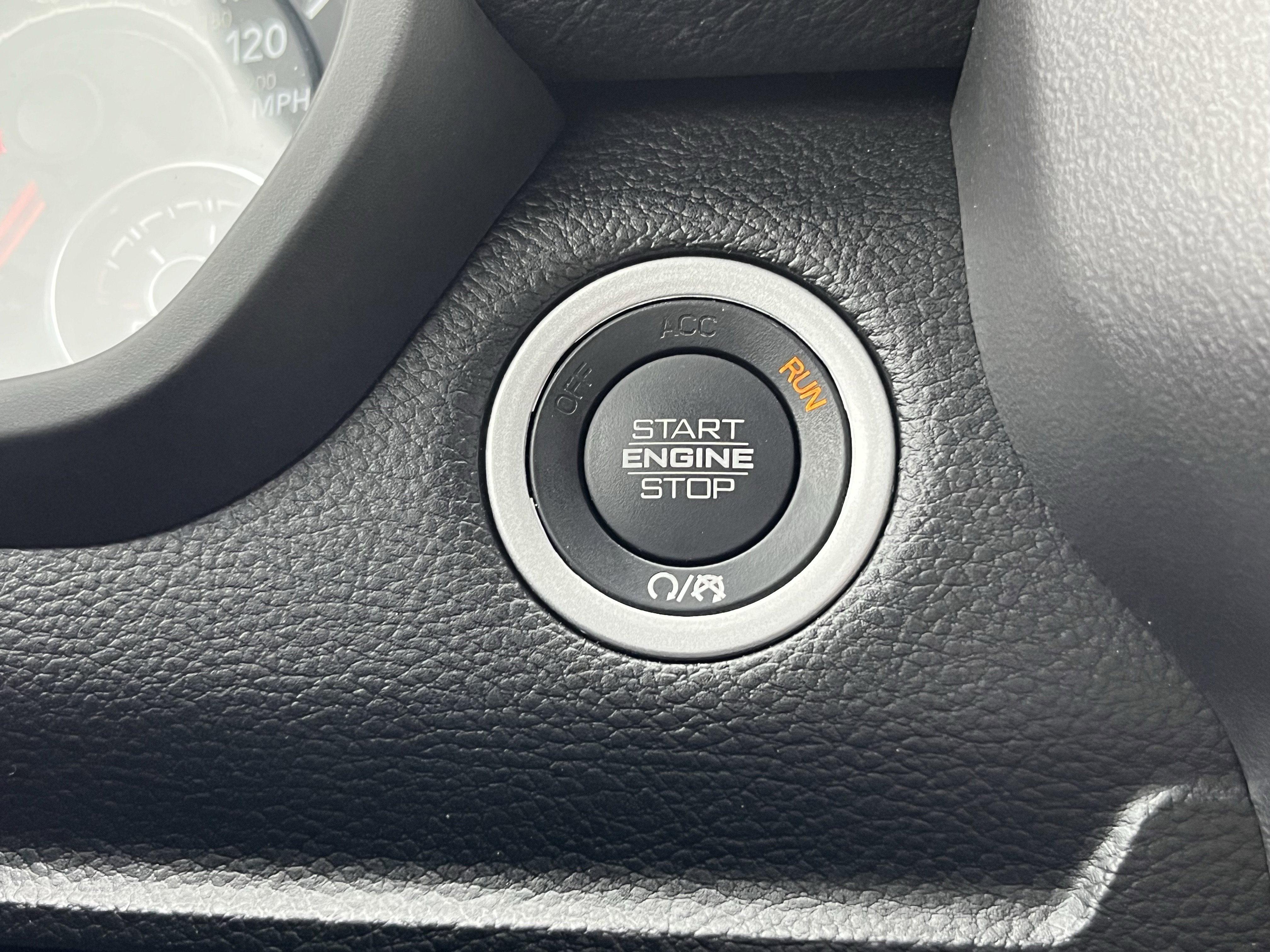 Used 2023 RAM 1500 Laramie image 36