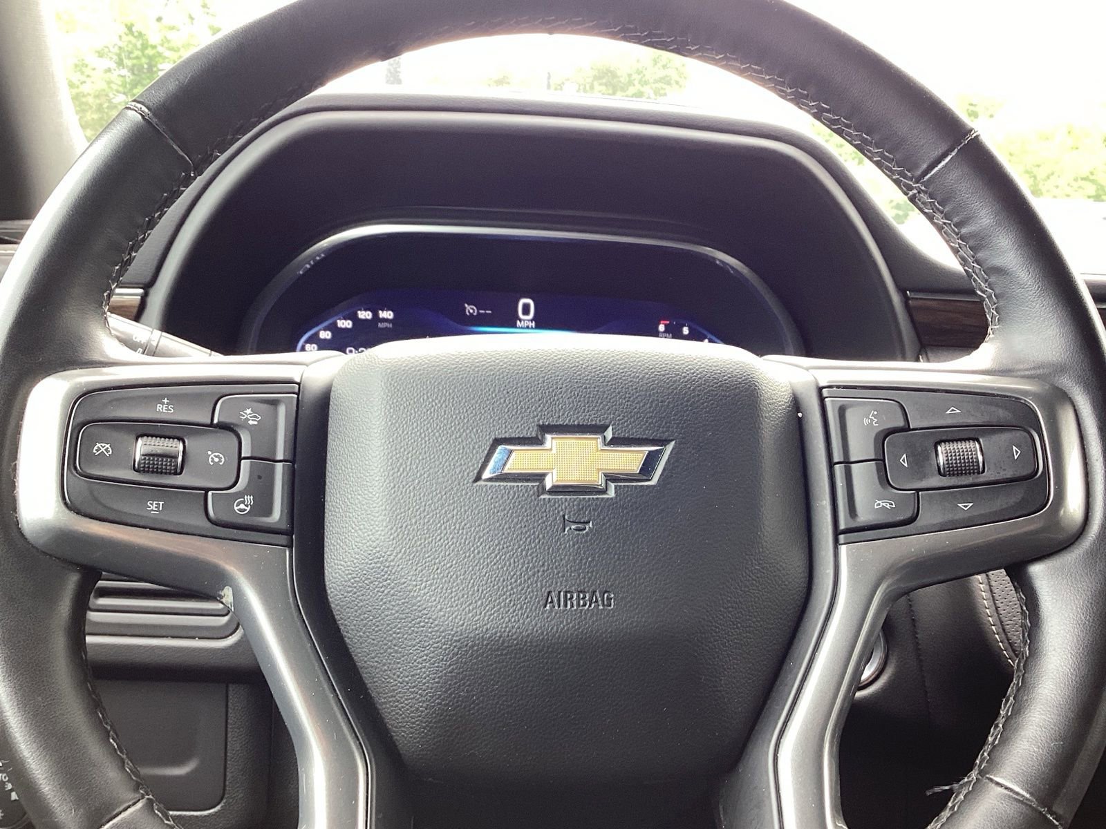 Used 2023 Chevrolet Suburban Premier AWD/4WD image 9