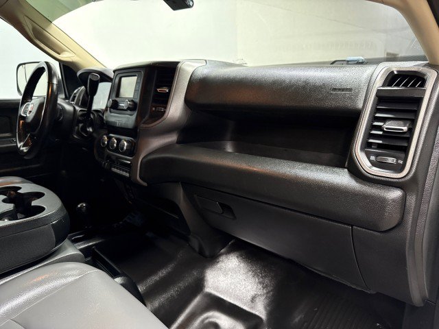 Used 2019 RAM 5500 Tradesman w/ Safety Group AWD/4WD image 22