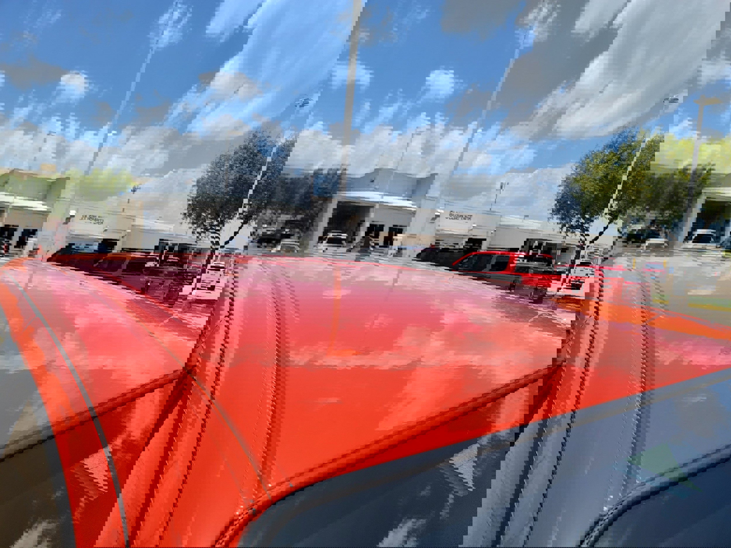 Used 2025 Nissan Frontier PRO-4X w/ Pro Convenience Package image 10