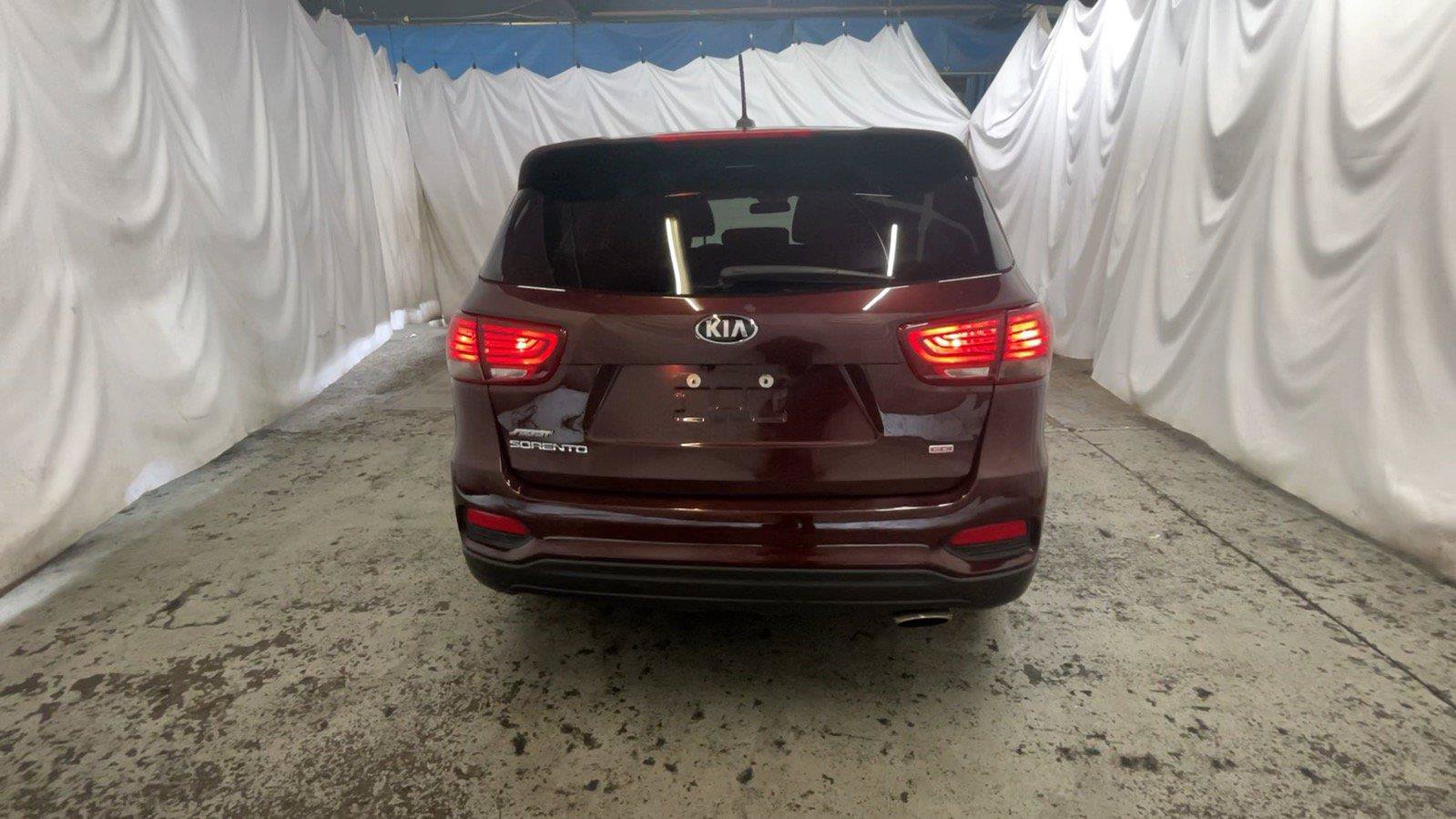 Used 2019 Kia Sorento AWD image 8