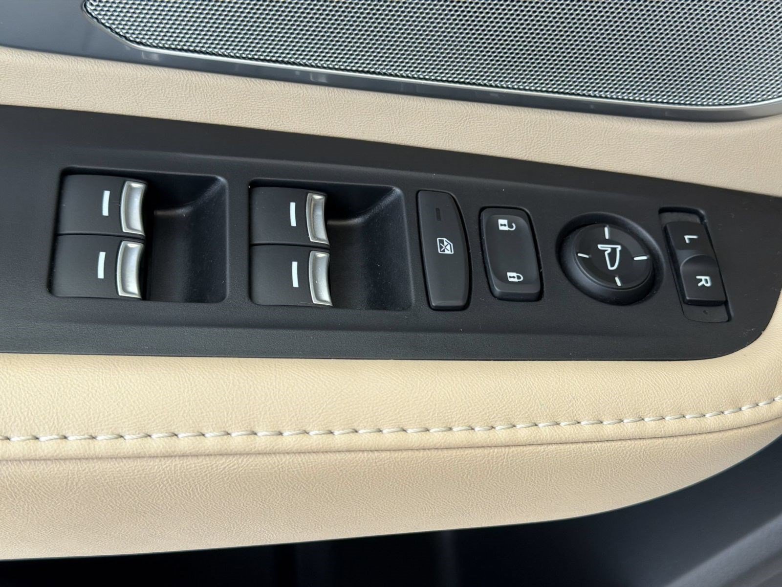 Used 2023 Acura RDX FWD w/ Technology Package image 27