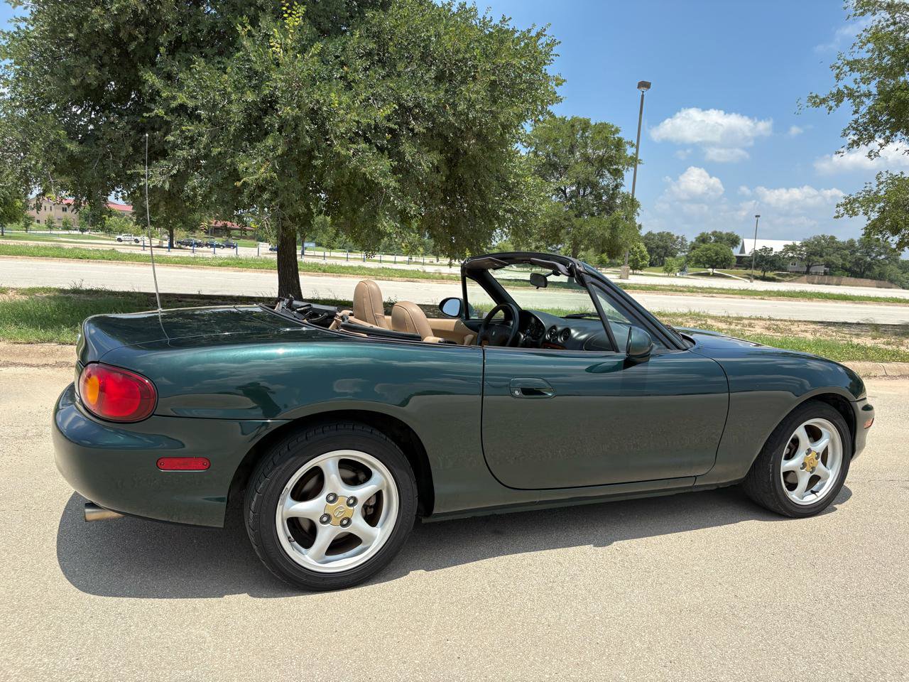 Used 1999 MAZDA MX-5 Miata RWD image 59