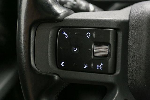 Used 2023 Land Rover Defender 110 X-Dynamic SE image 39