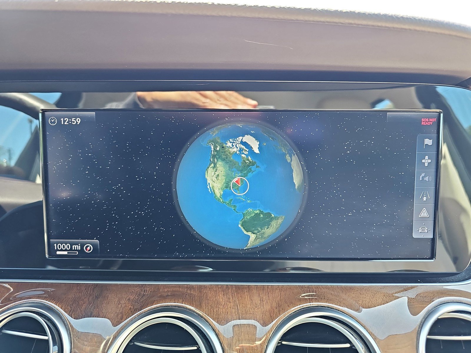 Used 2017 Mercedes-Benz E 300 image 22