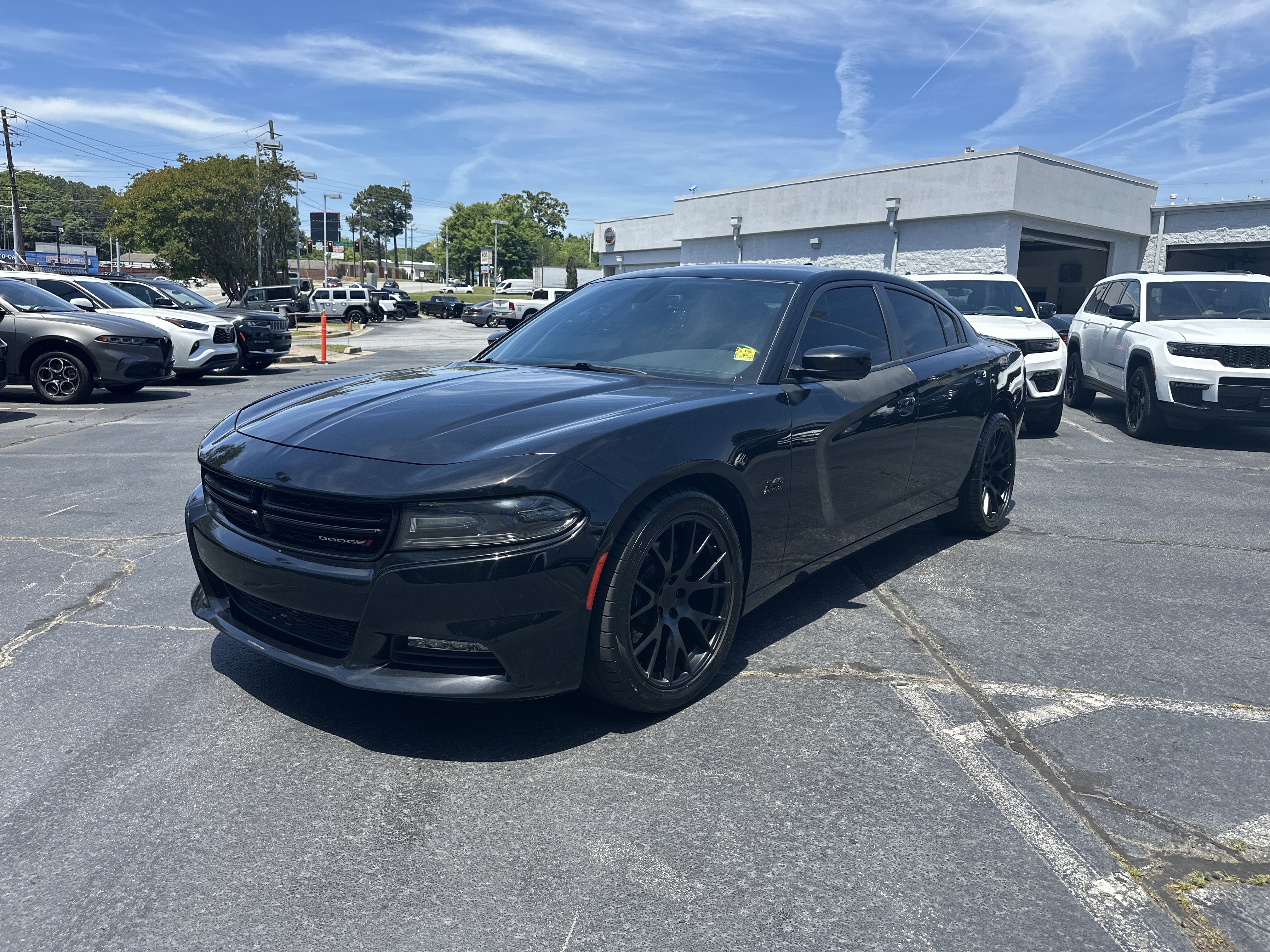 Used 2018 Dodge Charger R/T RWD image 5