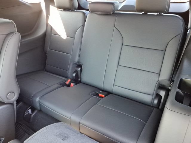 New 2027 Chevrolet Traverse LT w/ Midnight/Sport Edition AWD/4WD image 10