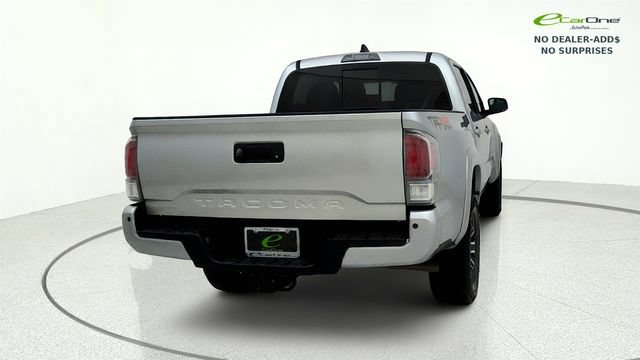 Used 2022 Toyota Tacoma TRD Sport w/ Technology Package AWD/4WD image 6