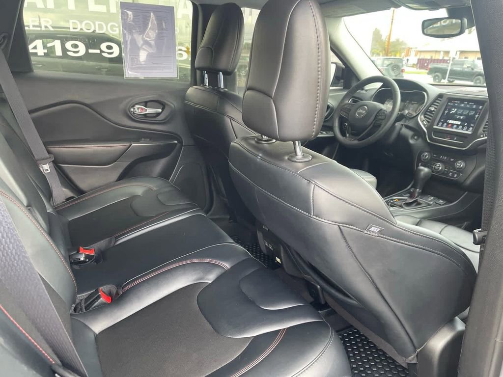 Used 2022 Jeep Cherokee Trailhawk w/ Trailer Tow Group image 13