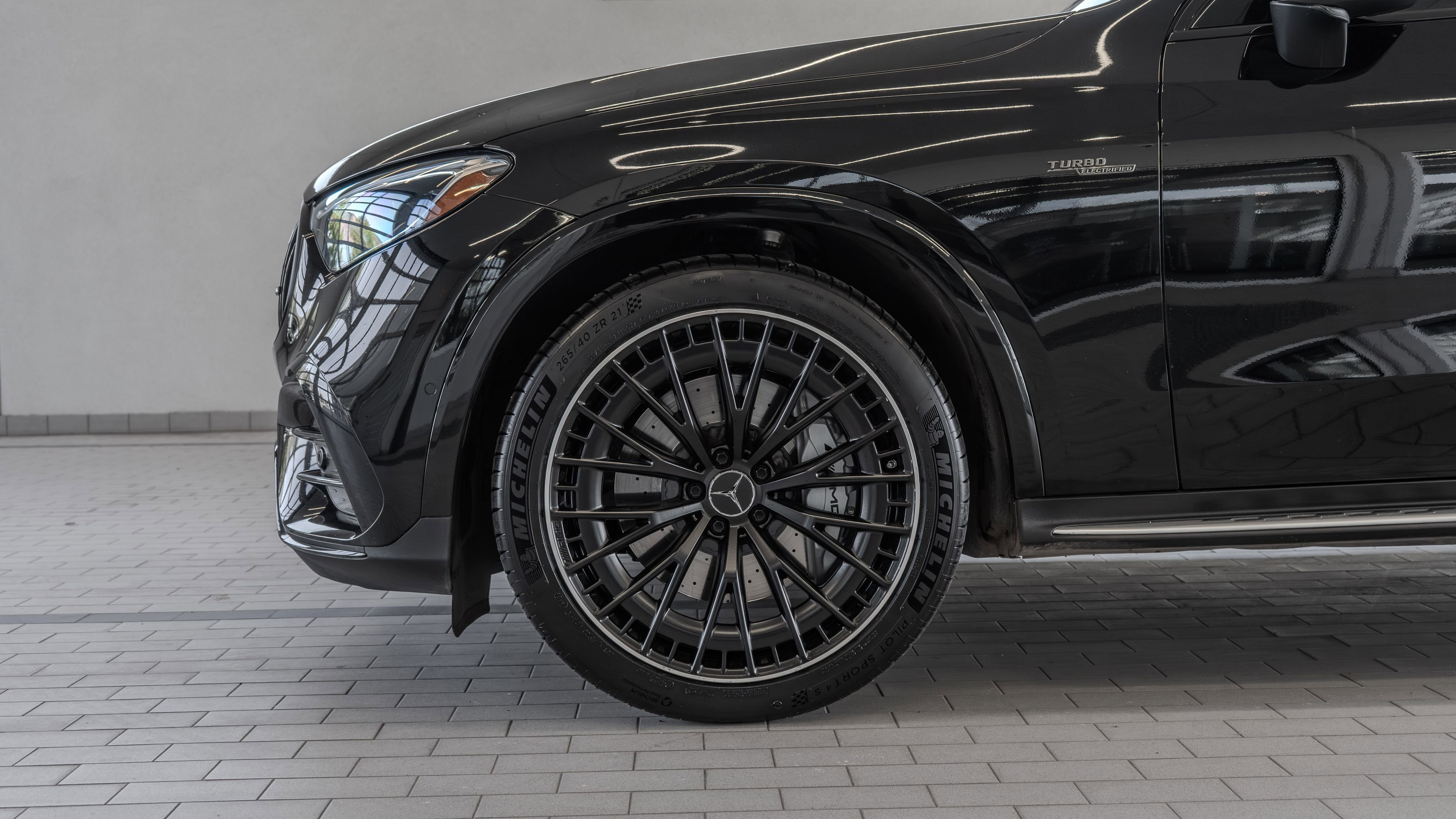 Certified 2024 Mercedes-Benz GLC 43 AMG GLC 43 AMG image 4