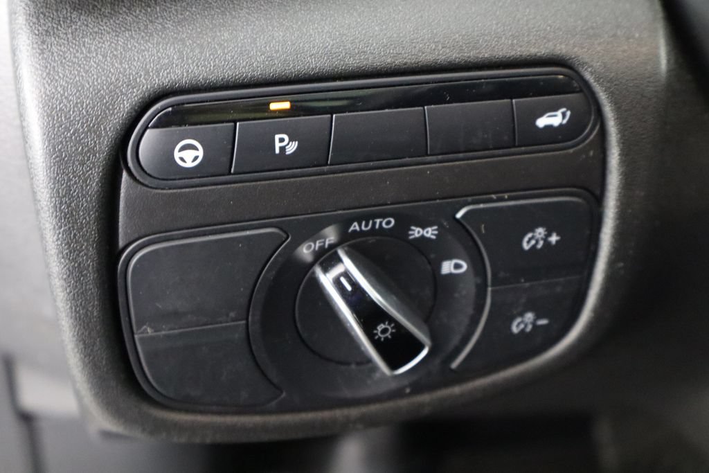 Used 2023 INFINITI QX50 Luxe FWD image 24