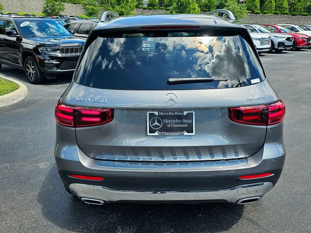 New 2026 Mercedes-Benz GLB 250 4MATIC image 8