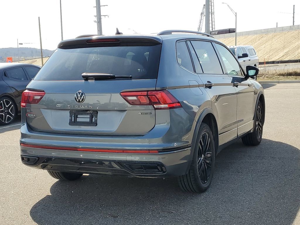 Used 2022 Volkswagen Tiguan SE R-Line image 3