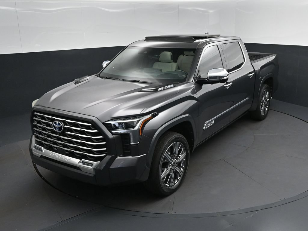 Used 2022 Toyota Tundra Capstone AWD/4WD image 32