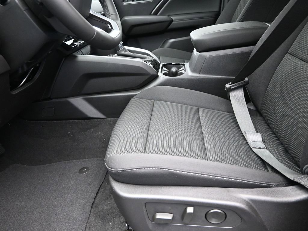 New 2026 Chevrolet Colorado LT w/ Advanced Trailering Package image 13