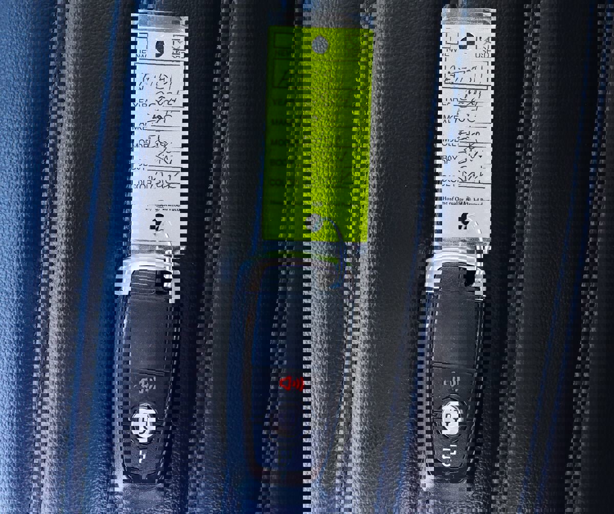 Used 2024 Ford Edge SEL image 60