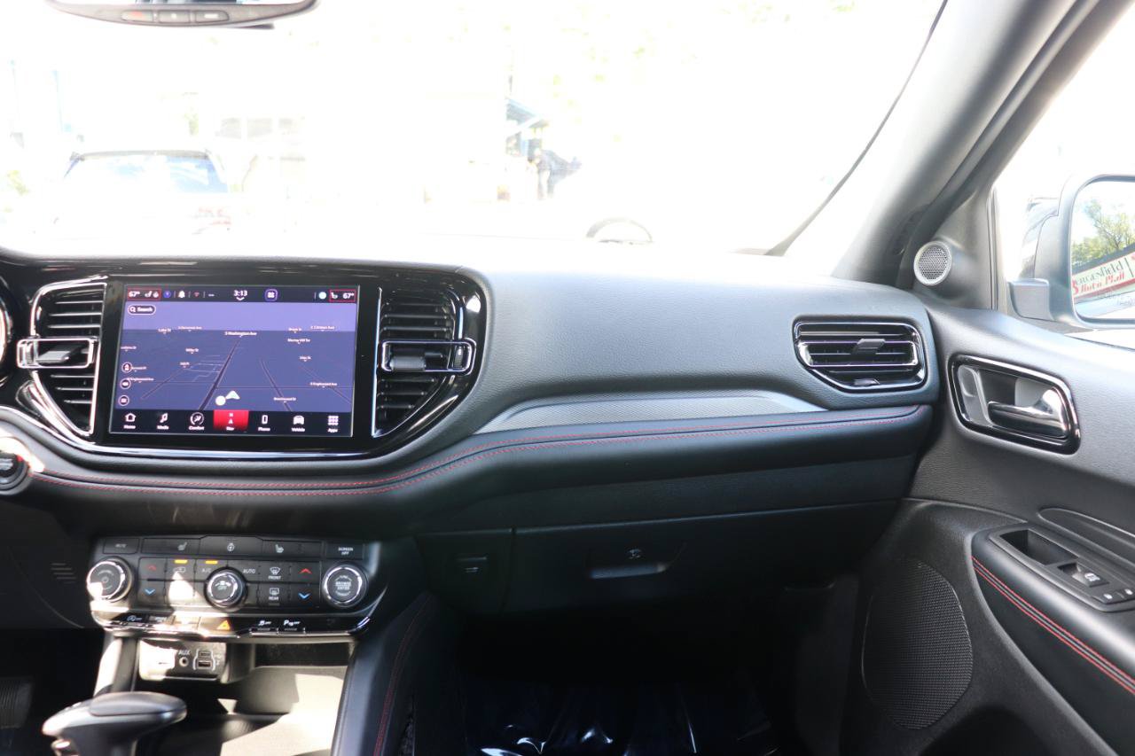 Used 2025 Dodge Durango GT AWD/4WD image 20