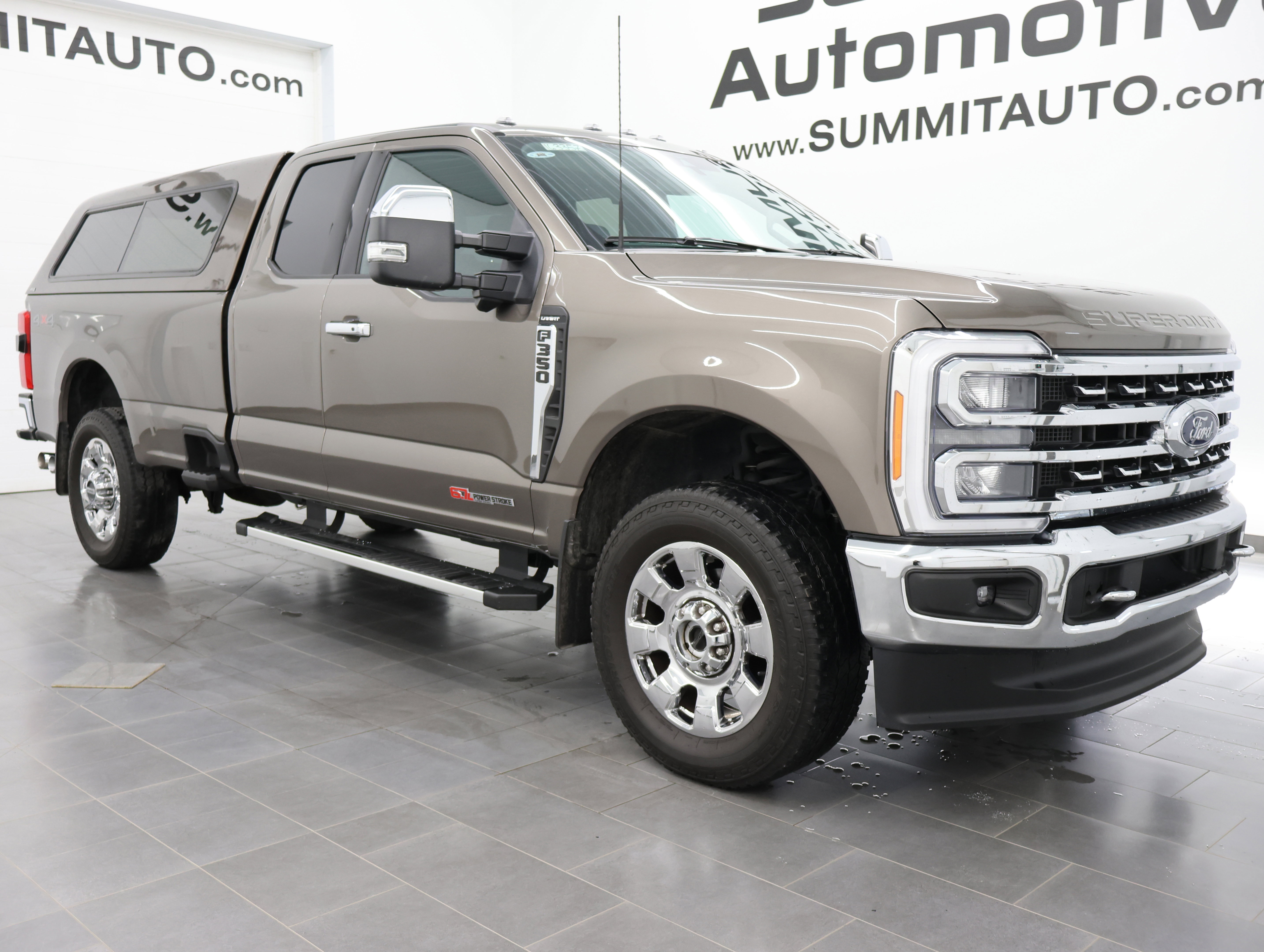 Used 2023 Ford F350 Lariat w/ Chrome Package AWD/4WD image 2