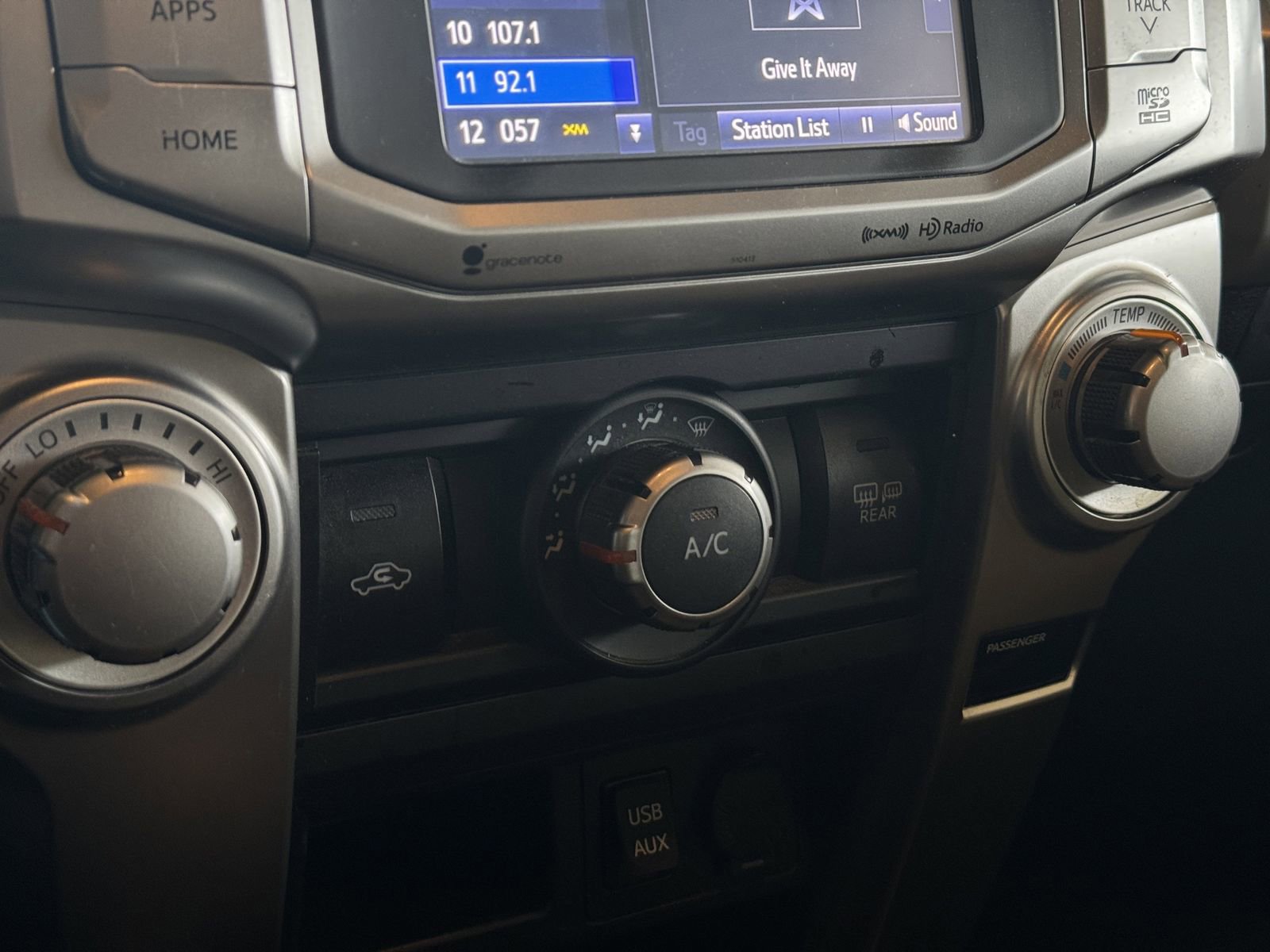 Used 2019 Toyota 4Runner SR5 Premium RWD image 21