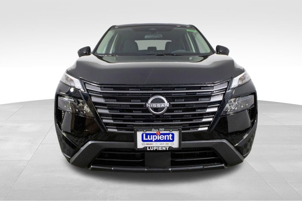 Used 2026 Nissan Rogue SV w/ Cold Weather Package AWD/4WD video 3