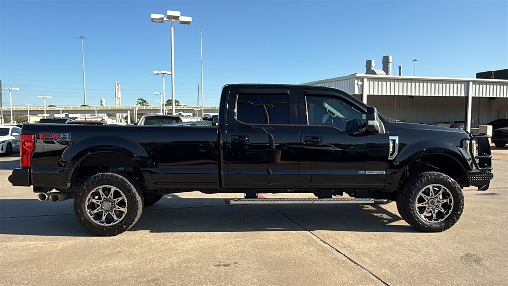 Used 2017 Ford F250 Lariat w/ FX4 Off-Road Package image 8
