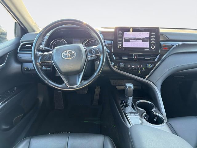 Used 2024 Toyota Camry SE w/ Convenience Package image 18
