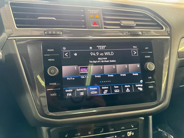 Certified 2023 Volkswagen Tiguan SE w/ Panoramic Sunroof Package FWD image 13