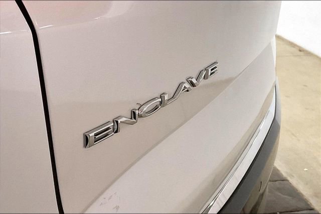Used 2022 Buick Enclave Essence w/ Sport Touring Edition FWD image 23