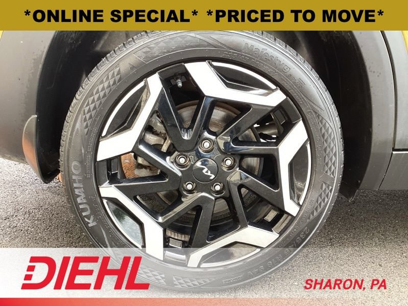 Used 2024 Kia Seltos SX w/ SX Sunroof Package AWD/4WD image 9
