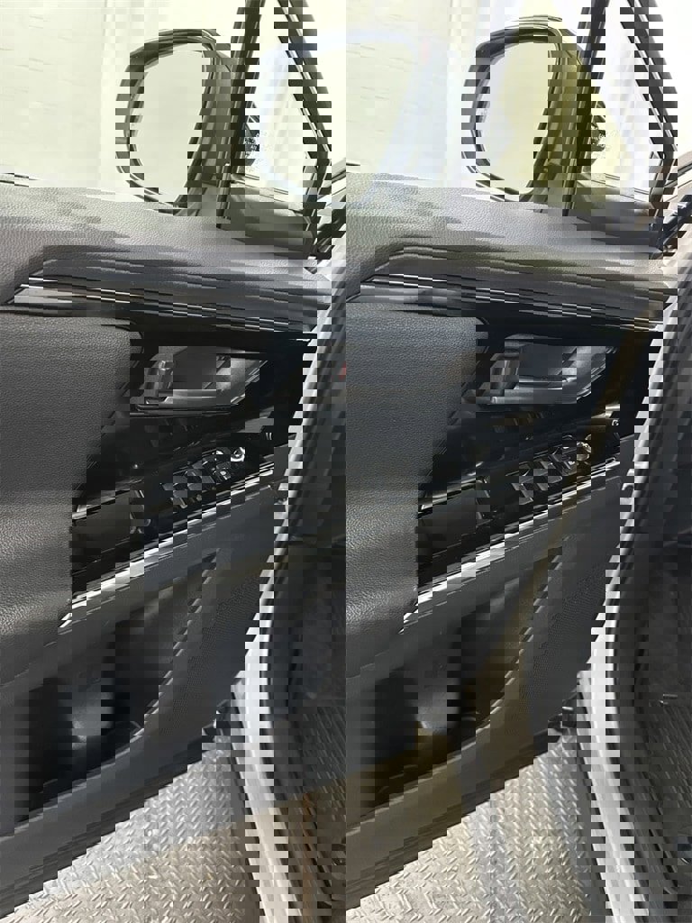 Used 2023 Toyota bZ4X Limited image 10