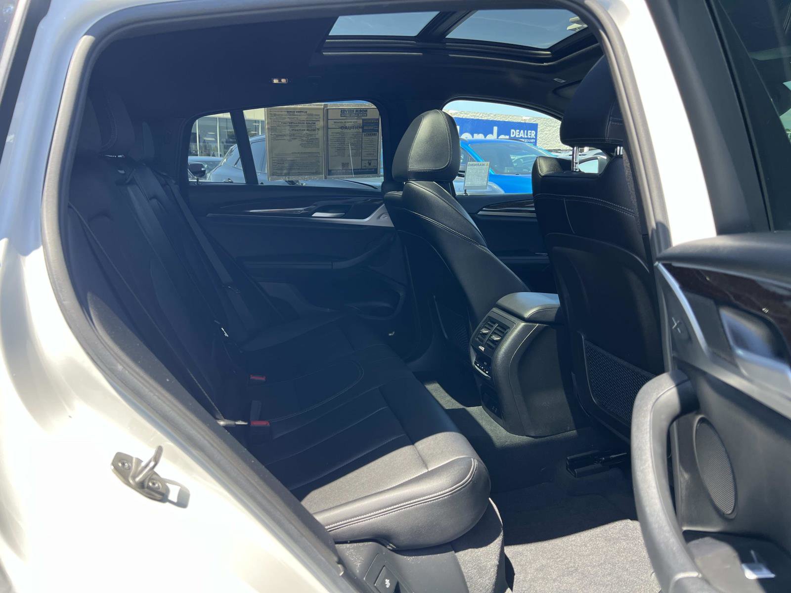 Used 2023 BMW X4 xDrive30i w/ Convenience Package AWD/4WD image 34